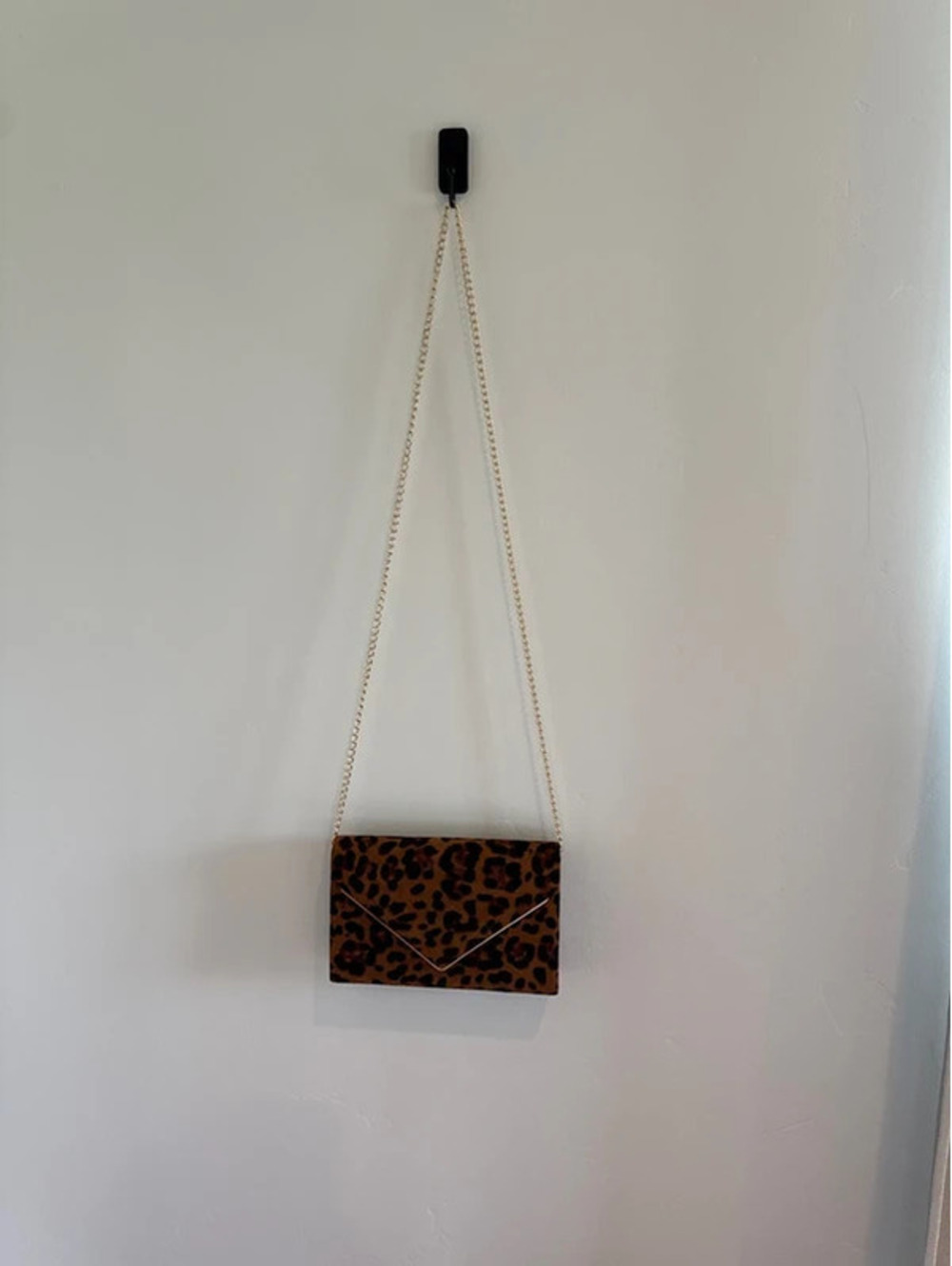 Leopard shoulder bag